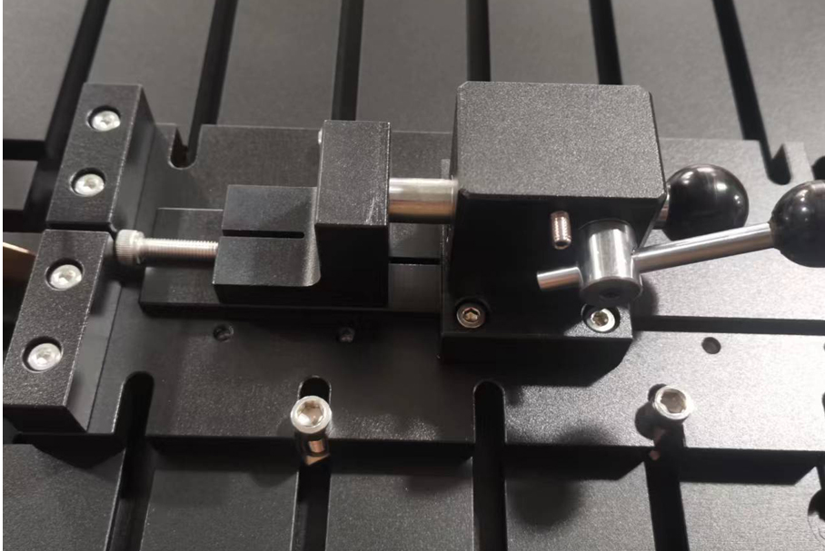 手自一體精密切割機(jī) AUTO CUT 200B